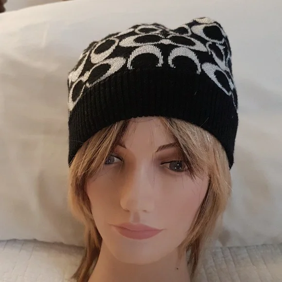 Coach Signature cheque - Picture 2 of 6